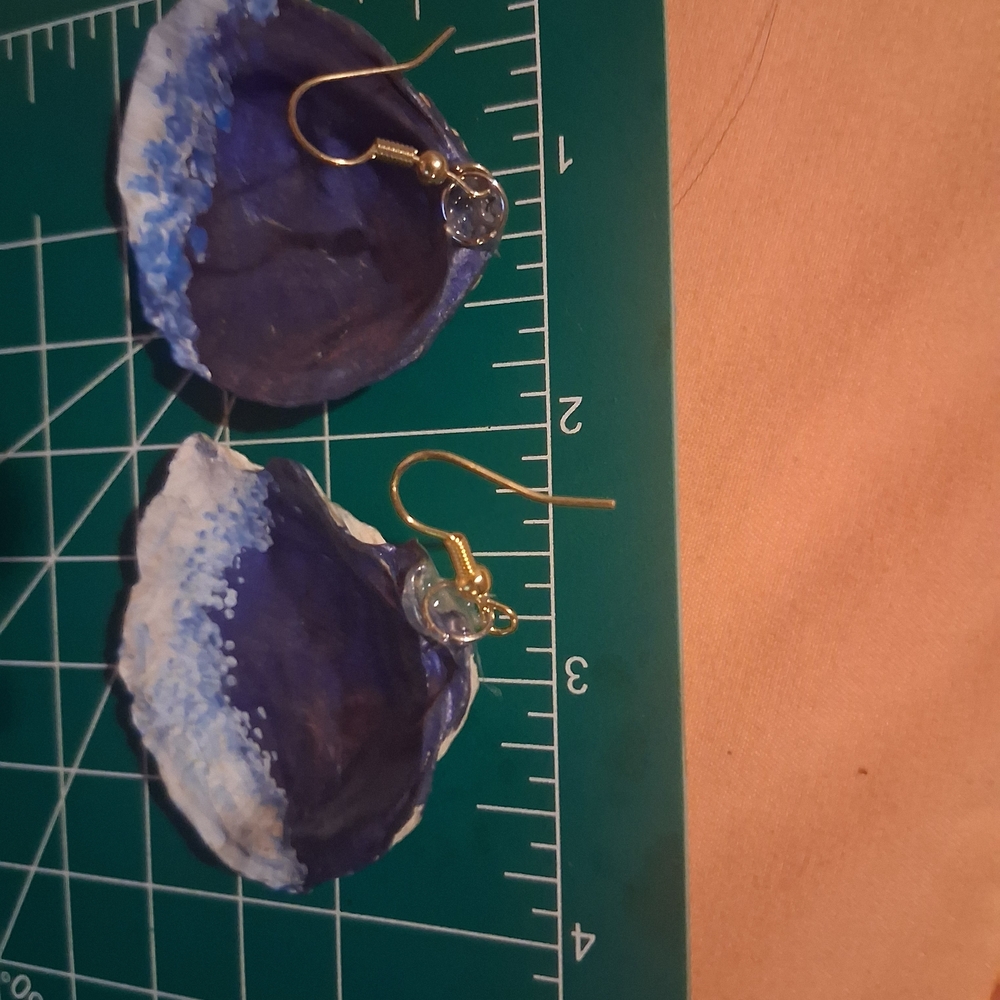 Blue Ocean Shell Earrings - Picture 4 of 7